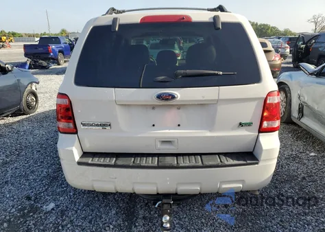 2012 Ford Escape Xlt z USA, uszkodzony, nr VIN 1FMCU9DG8CKB75873